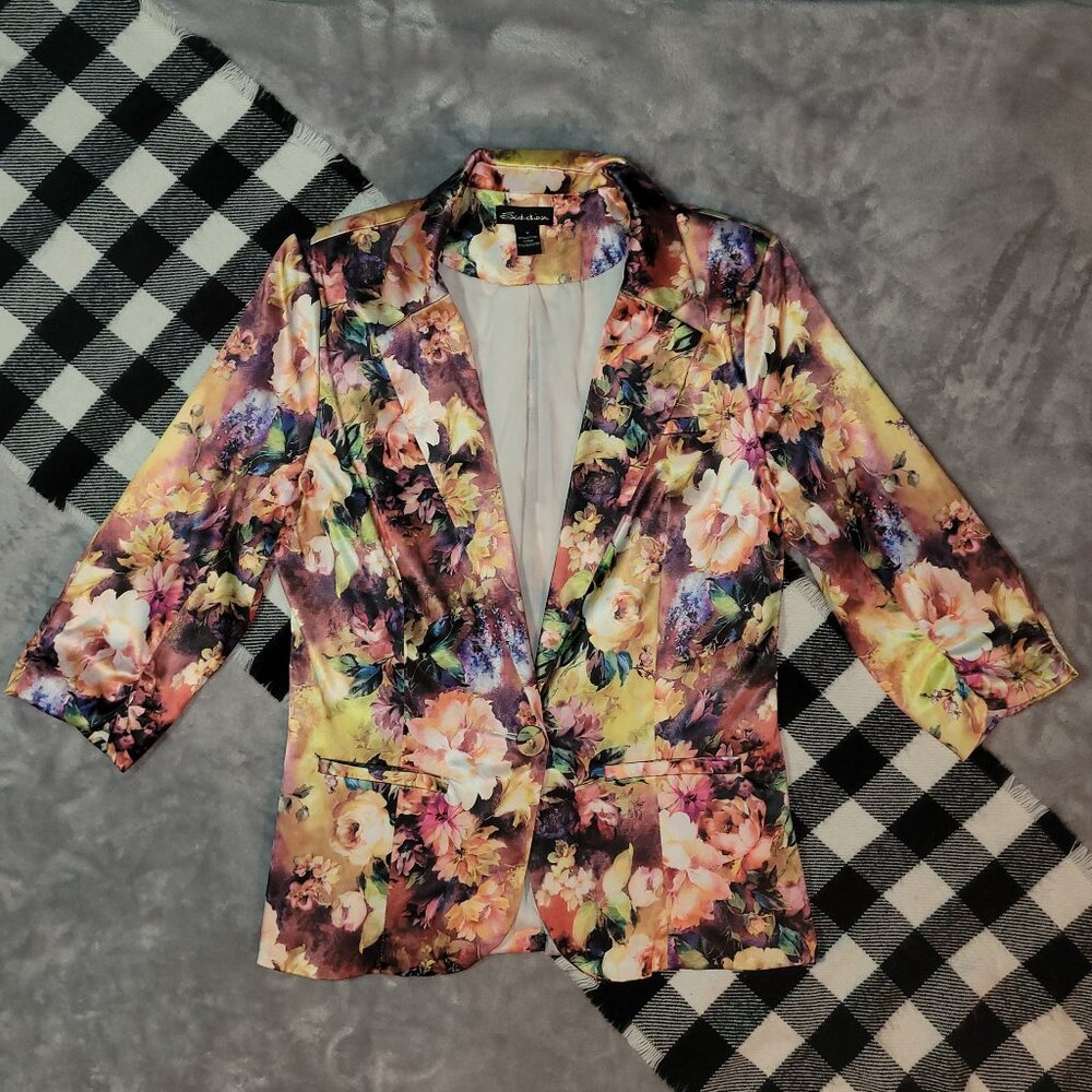 M | Seductions | 3/4 Sleeve Vibrant Garden Blazer
